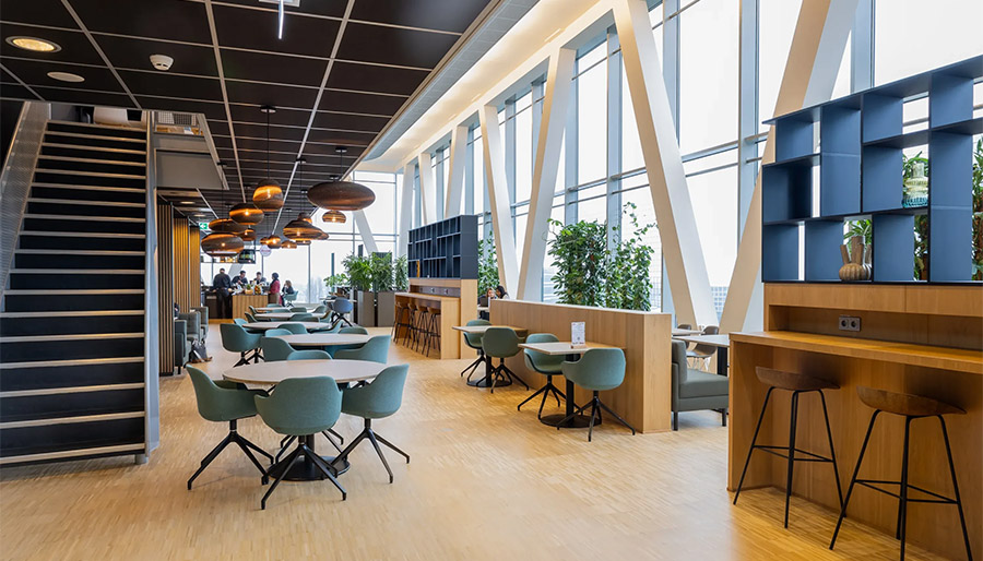 Waternet transformeert klassiek bedrijfsrestaurant tot huiskamer en hotspot voor samenwerken