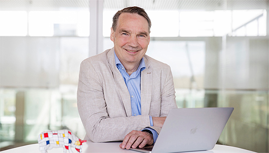 Eric van Steekelenburg verbindt zich aan Mondriaan Management & Consultancy