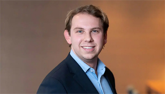 Matthijs Collet blikt terug op zijn traineeship in inkoop en consultancy